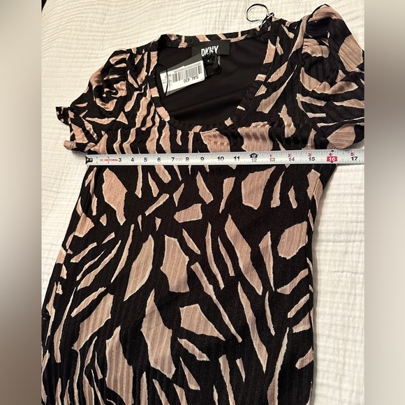 DKNY Printed Hacci Knit Dress - NWT - Size M - Picture 14 of 15